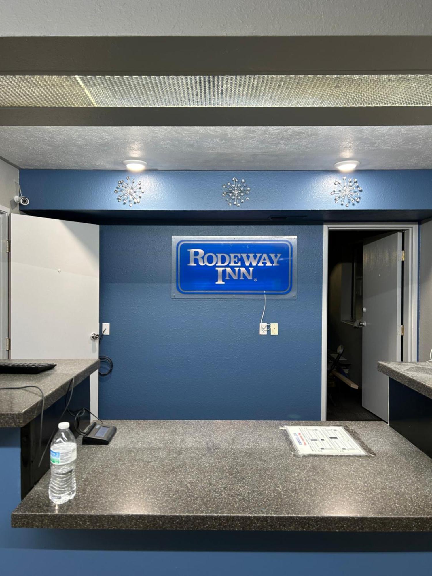 Rodeway Inn 임포리아 외부 사진